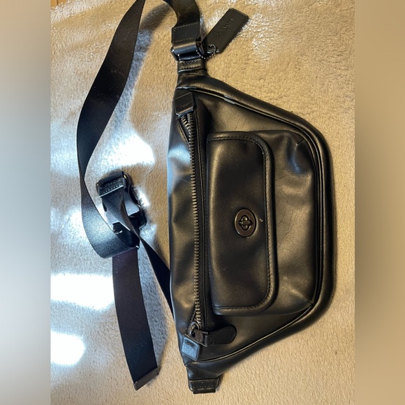 Coach belt bag like new - Picture 1 of 6
